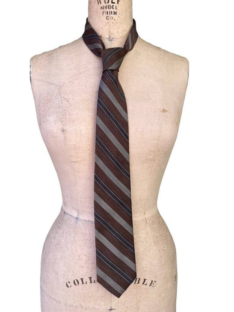 Vintage Pride of England Brown Silk Blend Chevron Men39s Neck Tie Graphic Tee – Fan Favorite · Great Gift For Fans