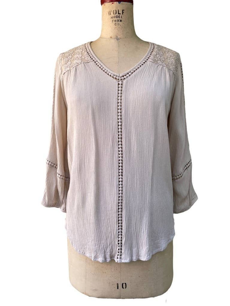 Liz Claiborne Women39s Embroidered Cream Peasant Top M Graphic Tee – Everyday Comfort · Perfect For Daily Wear