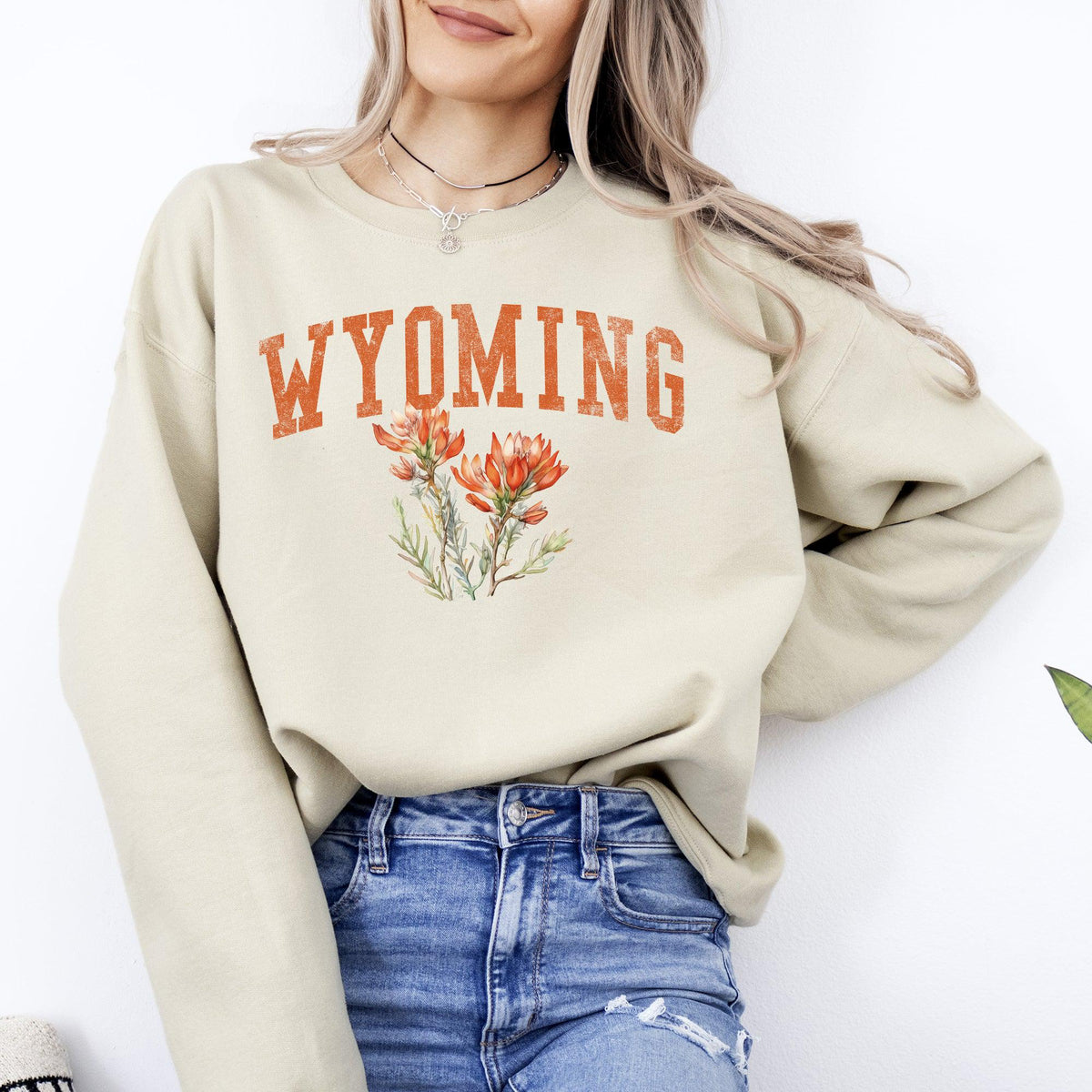 Wyoming State Flower Sweatshirt Floral Crew Neck Gift for Her Travel State Pride Sweater Pull Over Sweatshirt – Fan Favorite · Perfect For Daily Wear