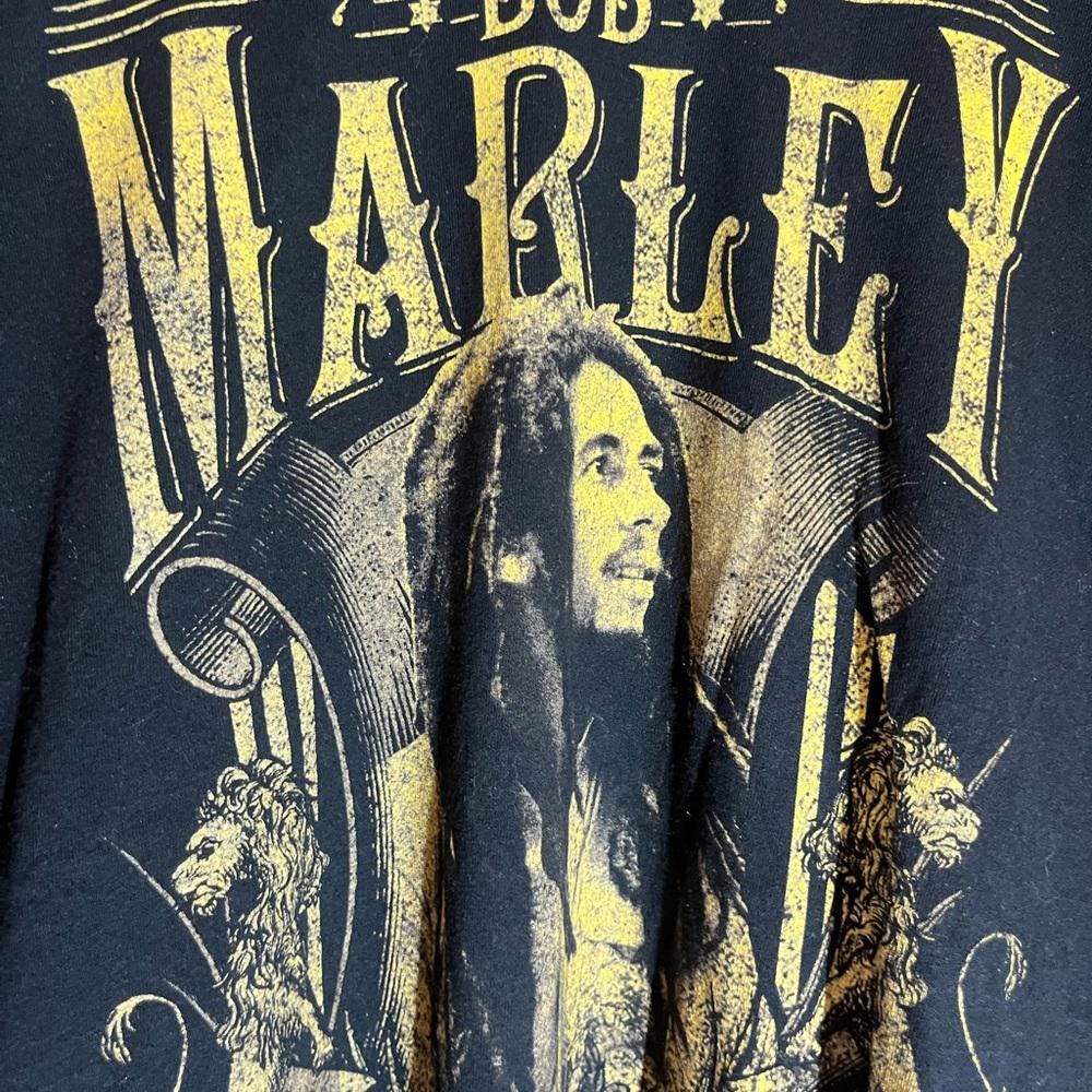 Bob Marley xlarge black graphic vintage preowned longsleeve tshirt Graphic Tee – Soft Feel · Must-Have Style