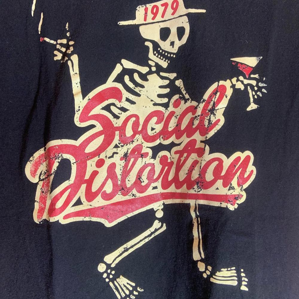 Social distortion small black graphic vintage T shirt A3 Graphic Tee – Aesthetic Look · Perfect For Daily Wear
