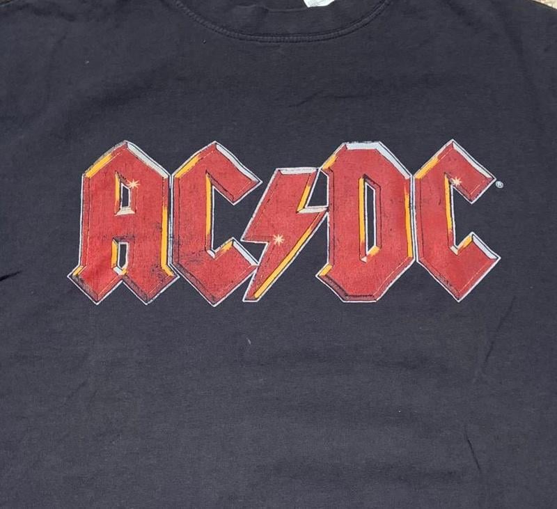 ACDC Preowned XS Band T shirt Graphic Tee – Aesthetic Look · Great Gift For Fans
