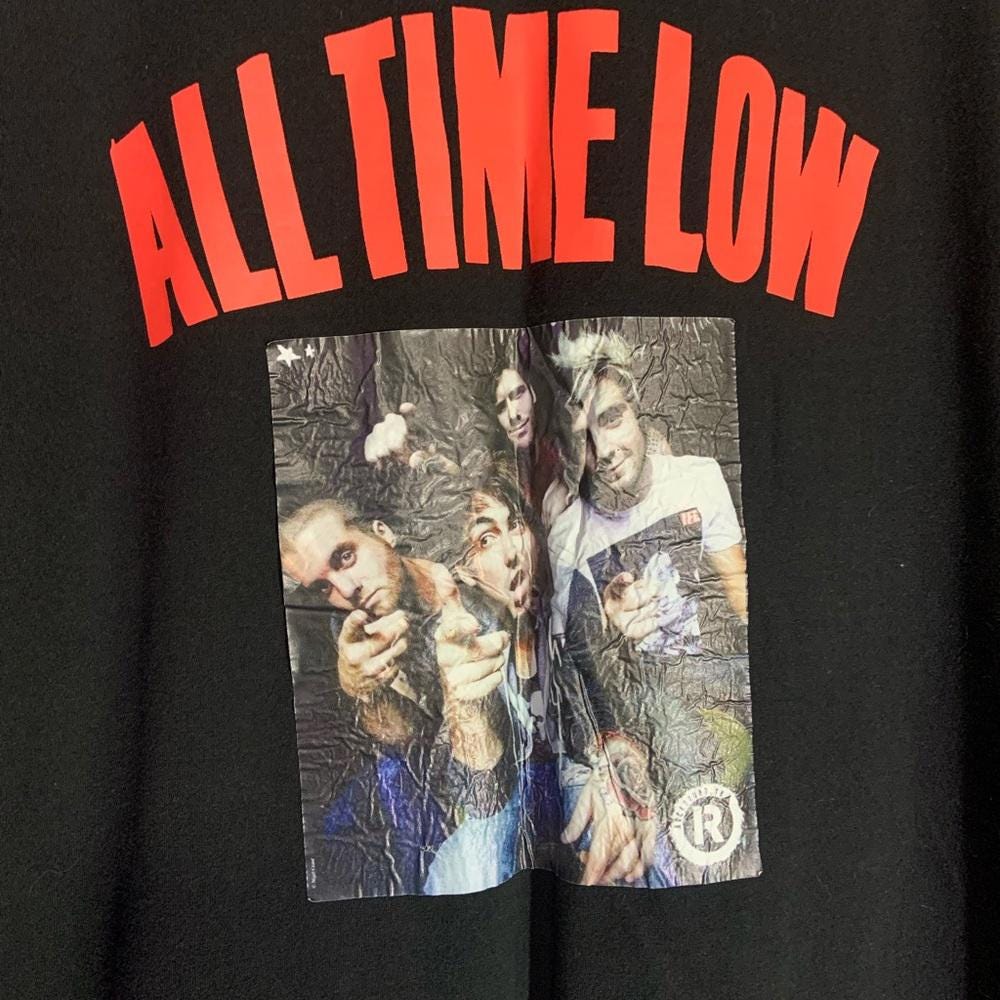 All time low medium black graphic T shirt Graphic Tee – Everyday Comfort · Great Gift For Fans