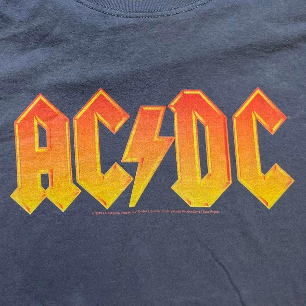 ACDC Preowned XL Band T shirt Graphic Tee – Cozy Vibes · High-Quality Print